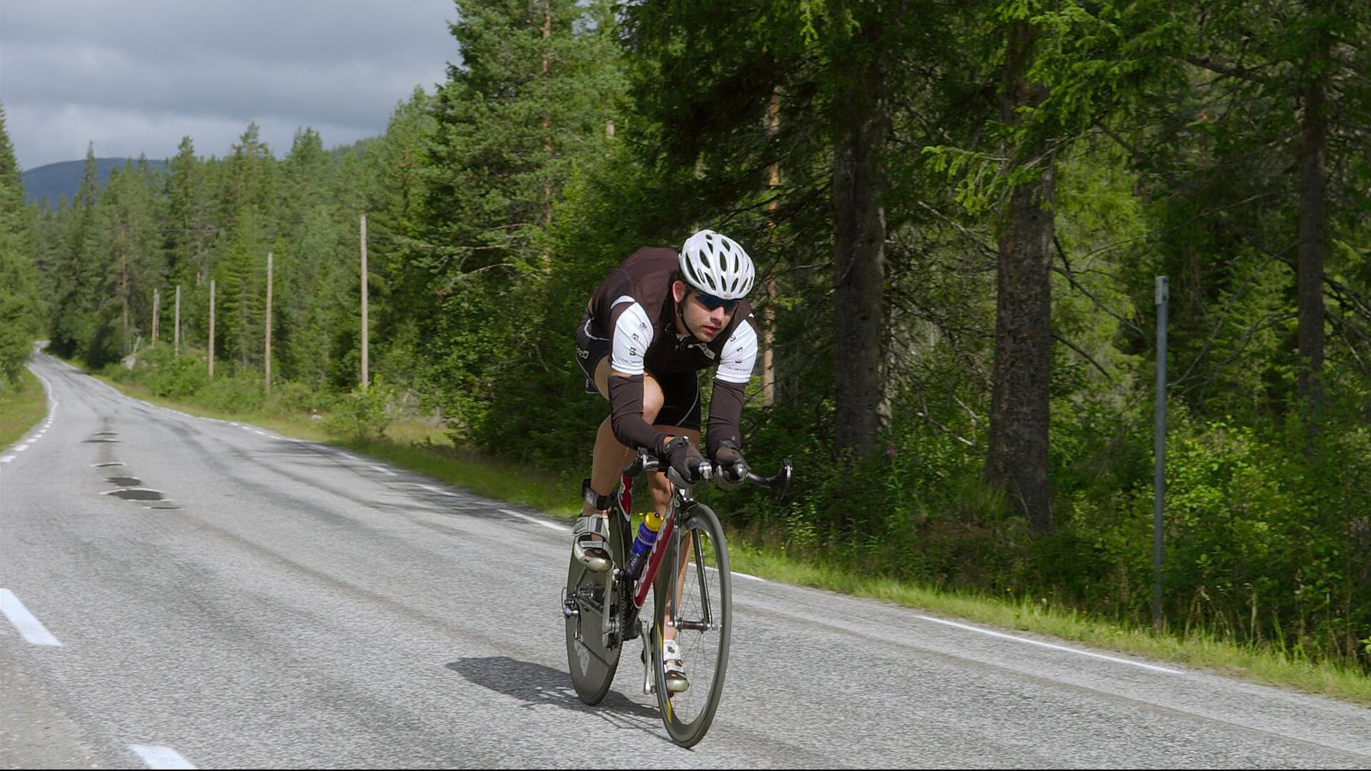 惊魂战！掘金末节险胜广州队，高诗岩化身孤胆英雄