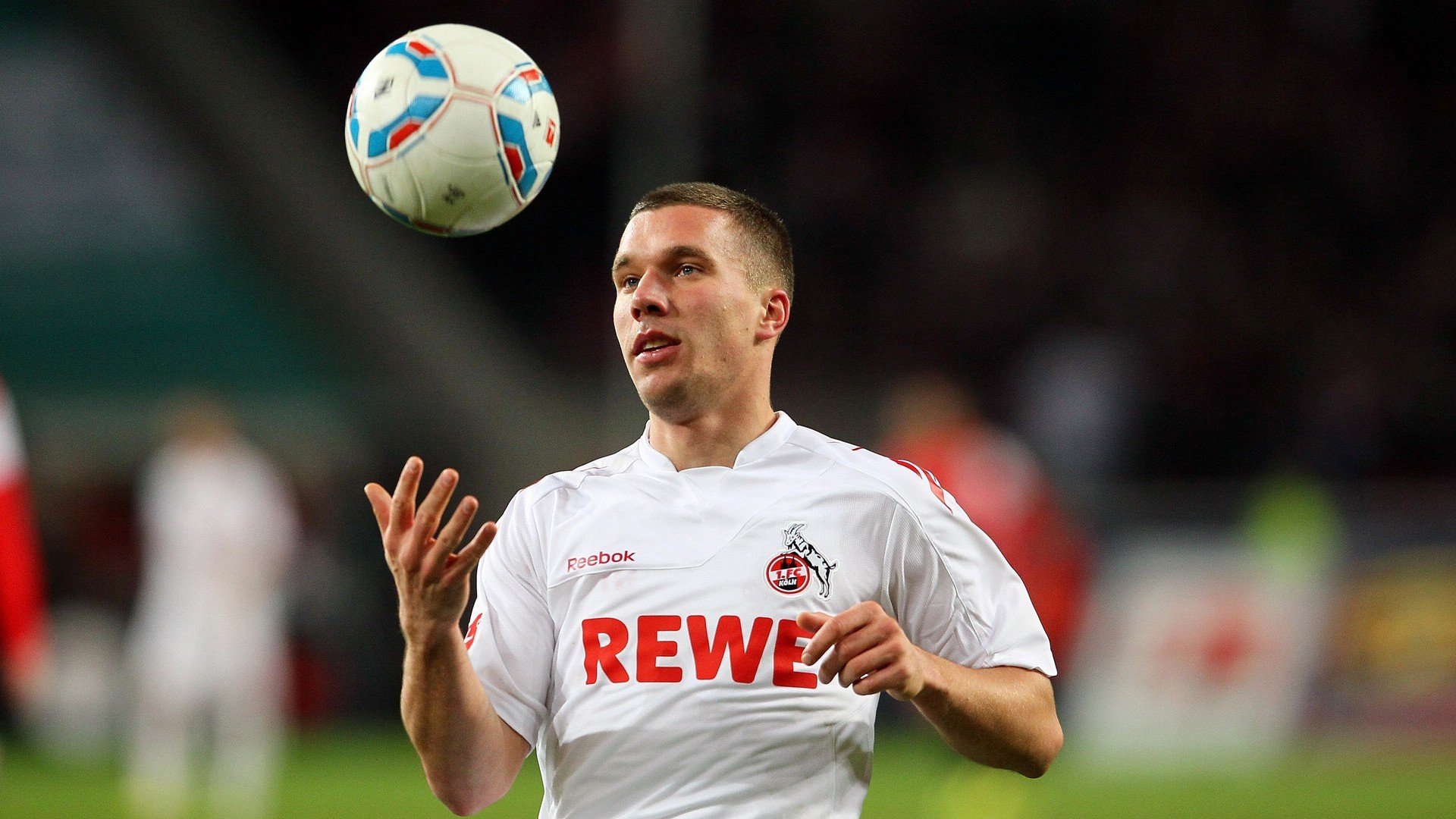 东方寒光踏破格子军团，孙兴慜一剑惊天下