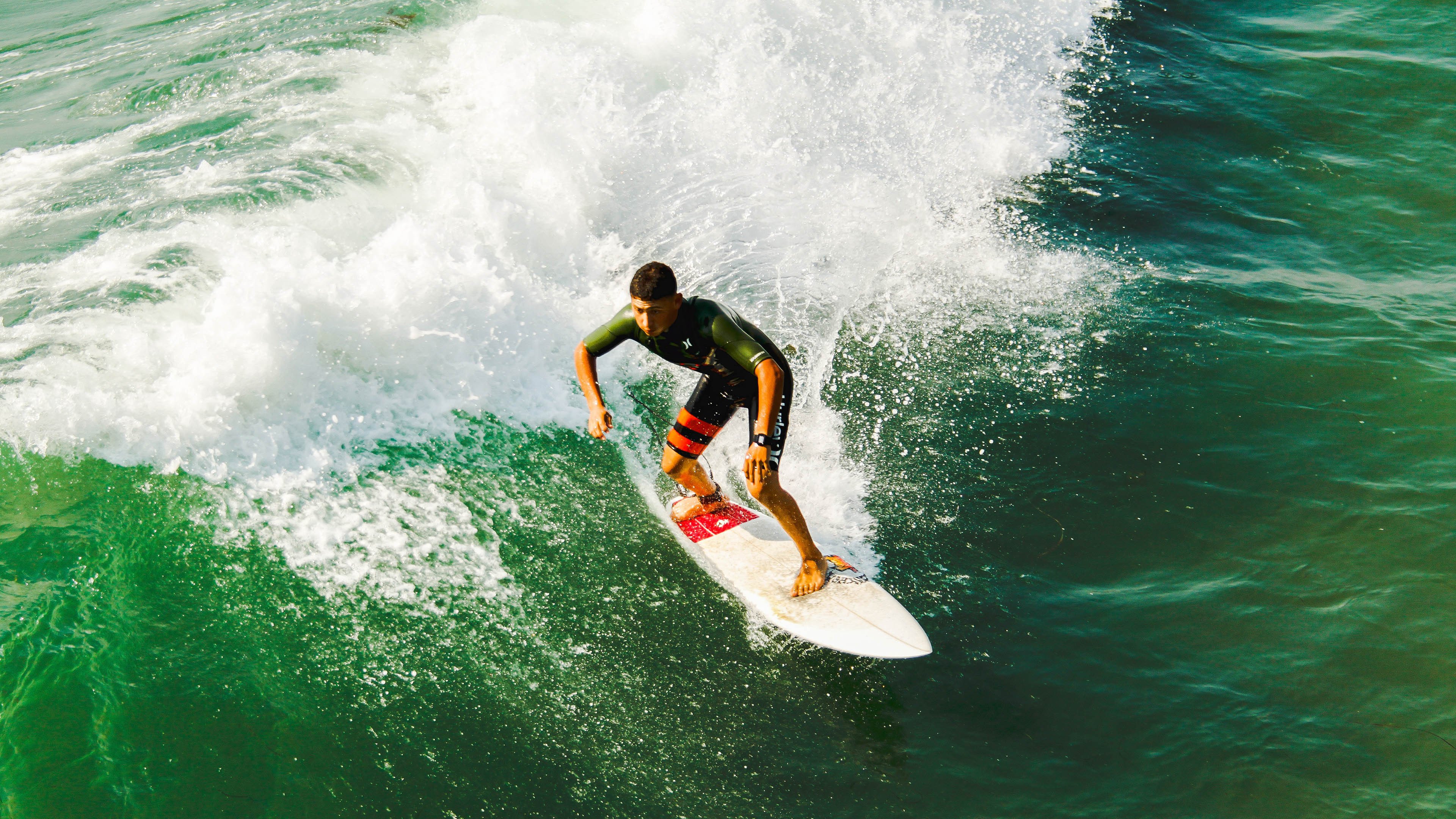 王权永不落幕，维斯塔潘状态火热，迈凯伦极限绝杀阿斯顿马丁